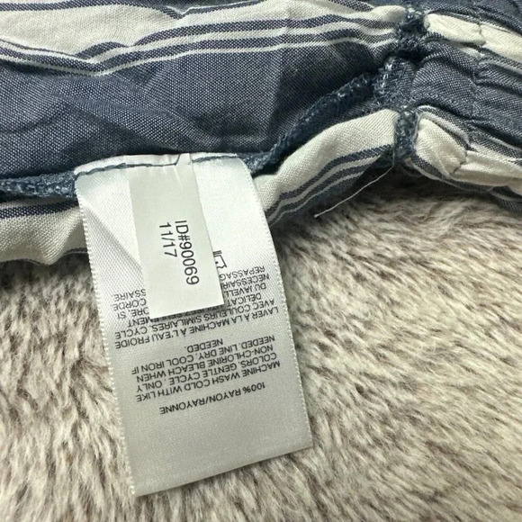 Express Women’s Striped Skirt Blue and white Ruffle Skirt Size S New - Picture 12 of 15